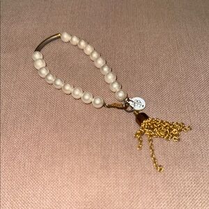 Bourbon and Boweties Elegant Pearl and Gold Bracelet